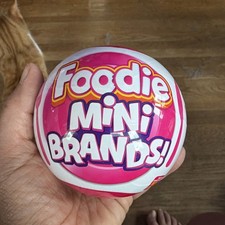 1 one FOODIE MINI BRANDS MYSTERY BALL Zuru 5 Surprise FAST FOOD THEME