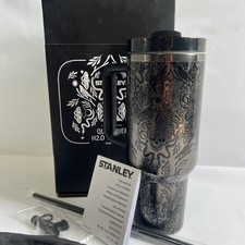 Stanley Halloween Quencher H2.0 FlowState Tumbler | 40oz &ndash; Deadly Damask