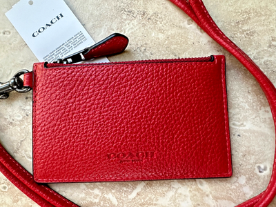 COACH ZIP LANYARD CARD CASE IN LEATHER:NWT POOL or BOLD RED CAJ45