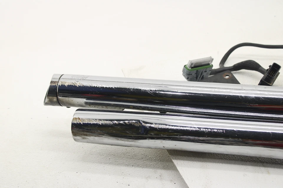 07-10 Harley-Davidson Dyna Street Bob Fxdb 全排气系统接头管 — 第 2/4 张图片