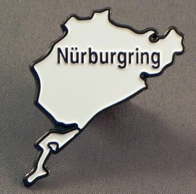 Nürburgring Rennbahn Pin Anstecker. Hausarzt und Teststrecke. Race Days Metall. Emaille