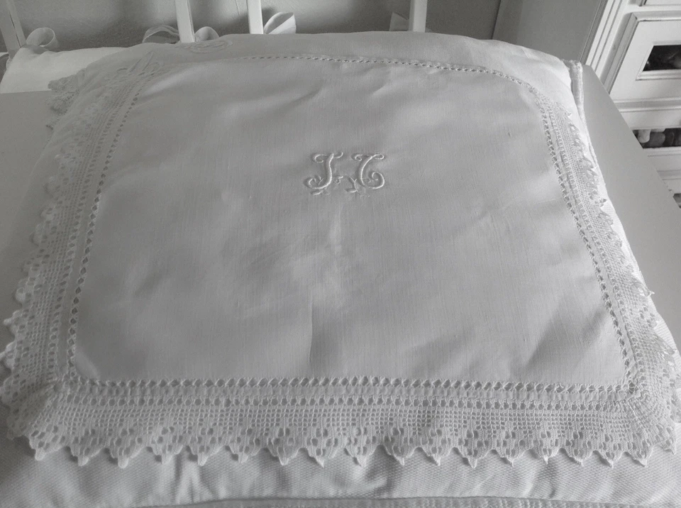 linge ancien DESSUS DE COUSSIN Broderie POINT DE BOURDON  Monogramme JT - Photo 3/4