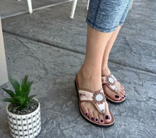 WOMEN'S AUTHENTIC MEXICAN HUARACHE SANDALS. SLIP ON LEATHER SANDALS