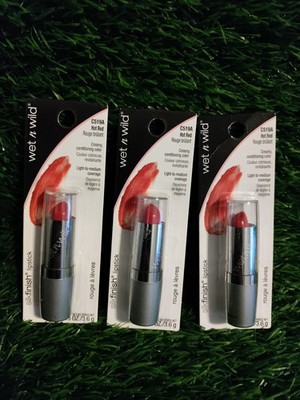 3 wet n wild SilkFINISH LipStick #C519A HOT RED 0.13 oz NEW
