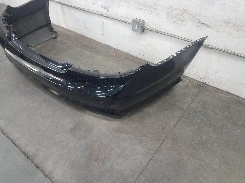 Para-choque traseiro Mercedes AMG CLS 63 2013 - * #1960 B8 - Imagem 3 de 4