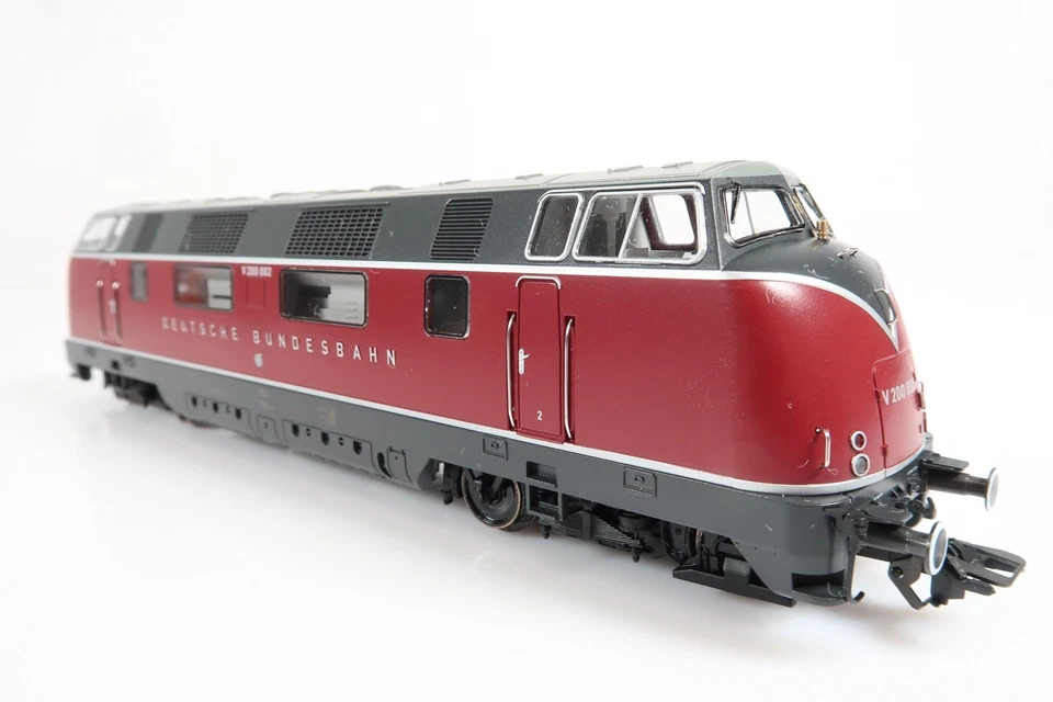 Märklin 38200 Diesellok BR V200 002 der DB mfx+ DCC Vollsound in OVP  - Bild 3 von 4