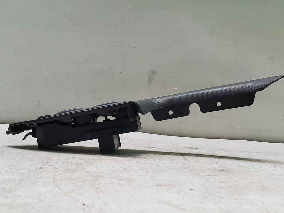 2002 Honda Civic Driver Side Front Door Switch LH OEM - Image 4 of 4