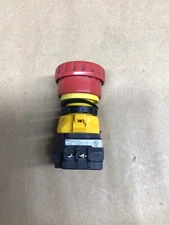 IDEC Control Unit XW1E-BV Emergency Stop Button Twist Reset #4008F259