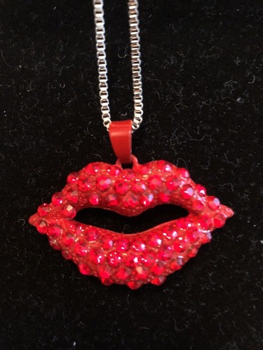 Betsey Johnson Necklace Lips Silver Sexy Red Crystals Gift Box - Picture 5 of 12