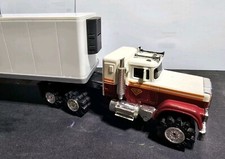 Schaper Stomper Custom Resin Printed Reefer Trailer Refrigeration unit.