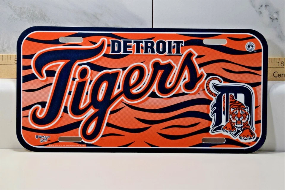 Detroit Tigers License Plate Wincraft Made in USA - Durable Plastic - Image 2 of 2