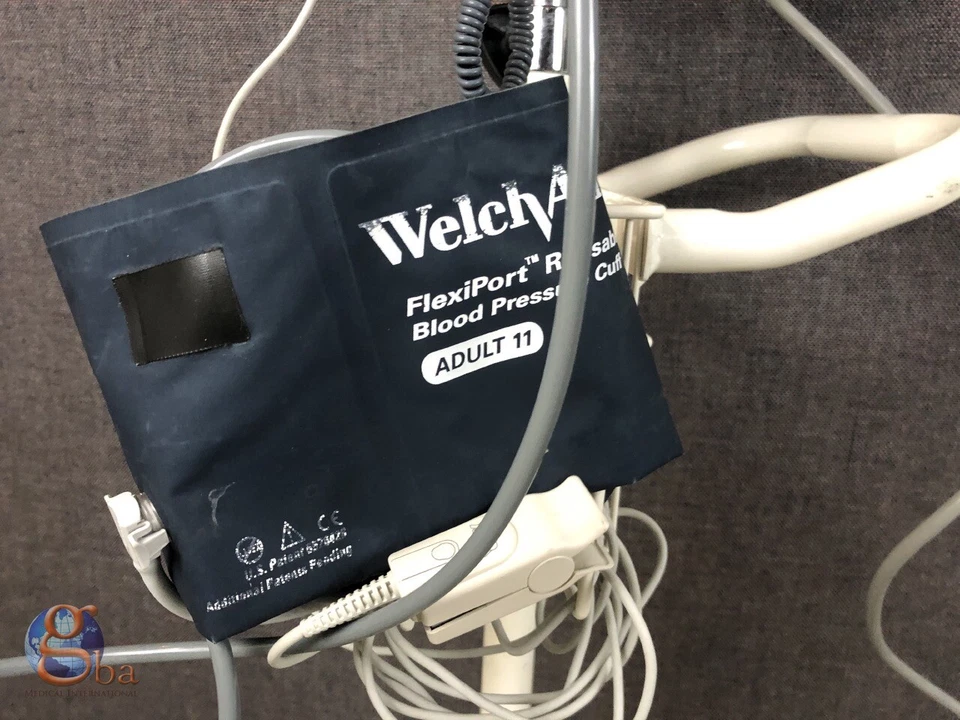 CSI Criticare 506NT3 Spo2, ComfortCuff Nuevo en Caja, Turbo Temp *Batería NUEVA Foto 4 de 4