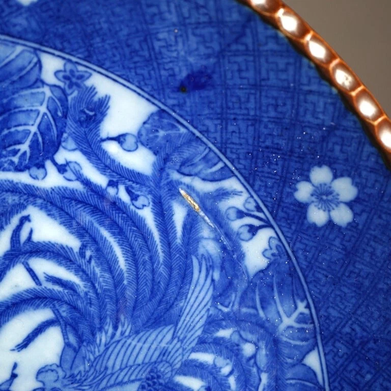 Antiguo cargador de porcelana Imari Meiji azul y blanco con pájaros alrededor de 1910 Foto 4 de 4