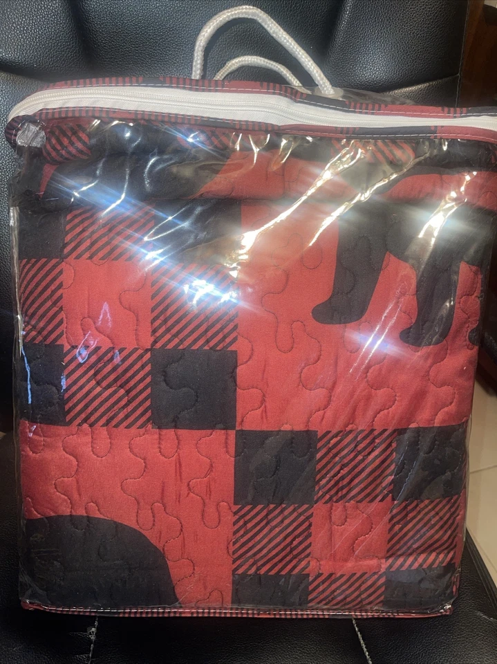 Buffalo Plaid Red Bear Quilt Queen / Full Size With 2 Pillow Shams - Imagem 3 de 4