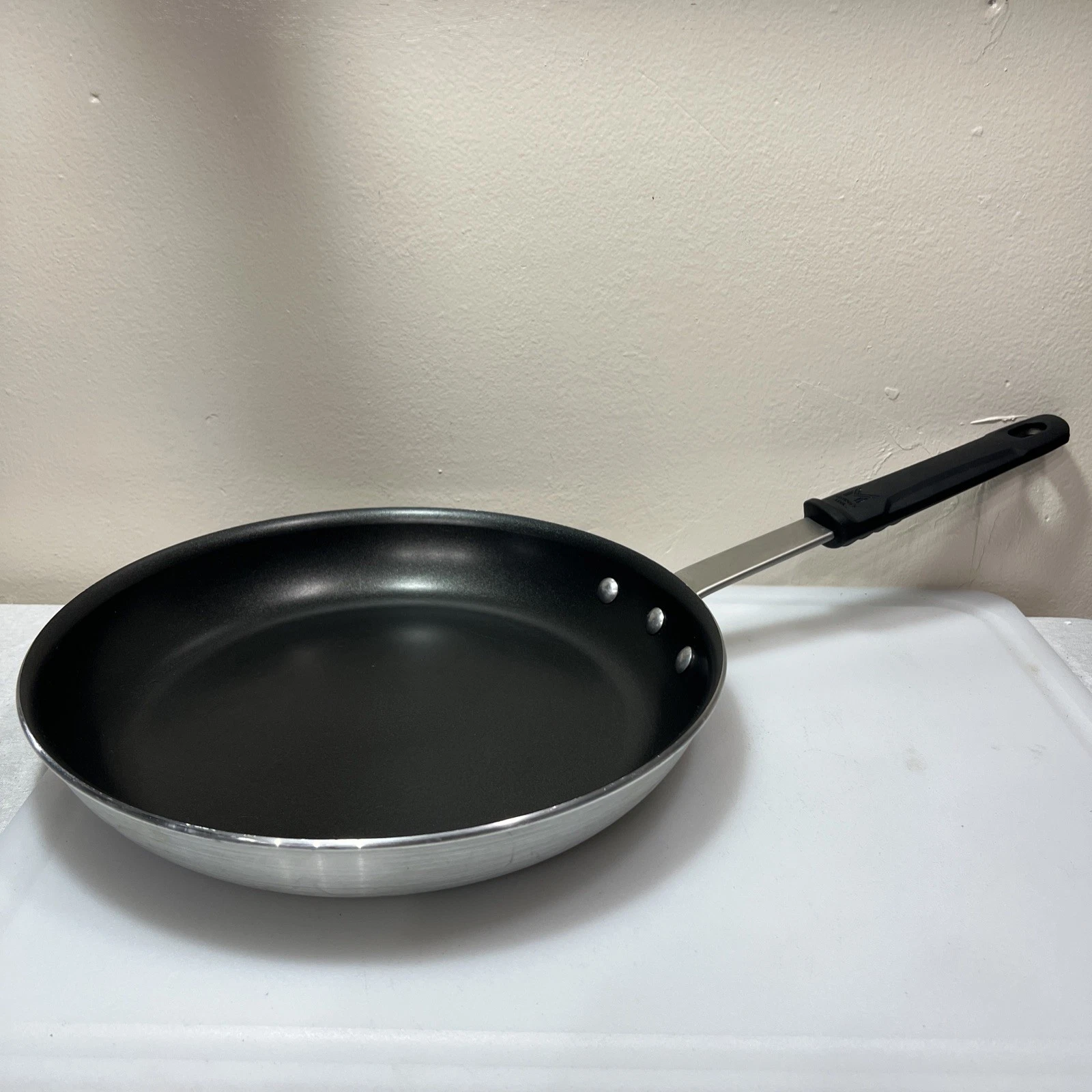 Member's Mark 12" Nonstick Restaurant Fry Pan