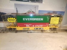 Menards Intermodal Yellow DTTX 6959 with Evergreen &K-Line Container O Gauge