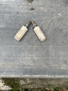OLD SCHOOL SPINNER SCREW IN PEGS WHITE BMX FREESTYLE 1987 MONGOOSE Decade