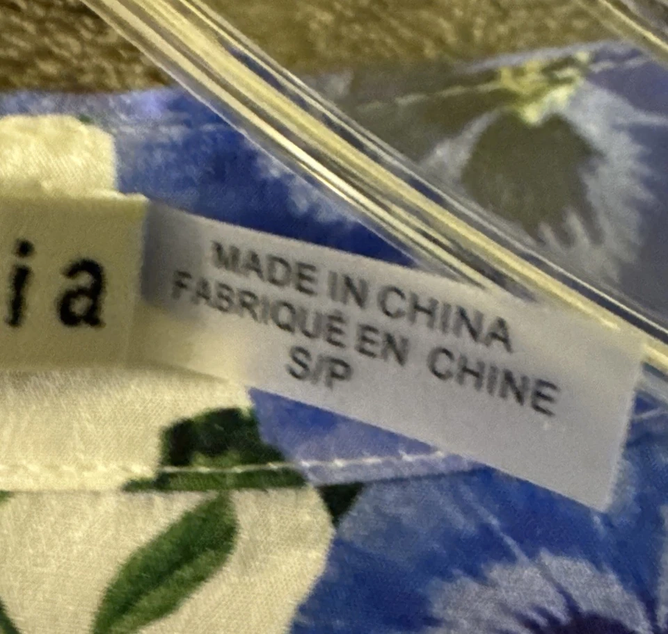 Top de seda floral Alice + Olivia Eloise con botones azul blanco para mujer S/P Foto 3 de 4