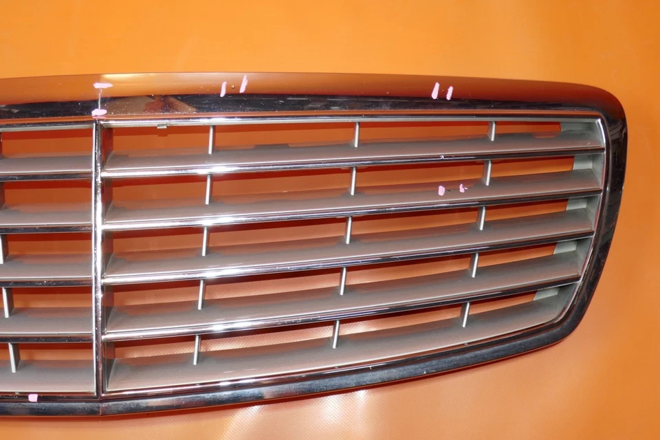 REJILLA MERCEDES BENZ E320 2003 2004 2005 2006 E350 E500 A2118800383 OEM Foto 4 de 4