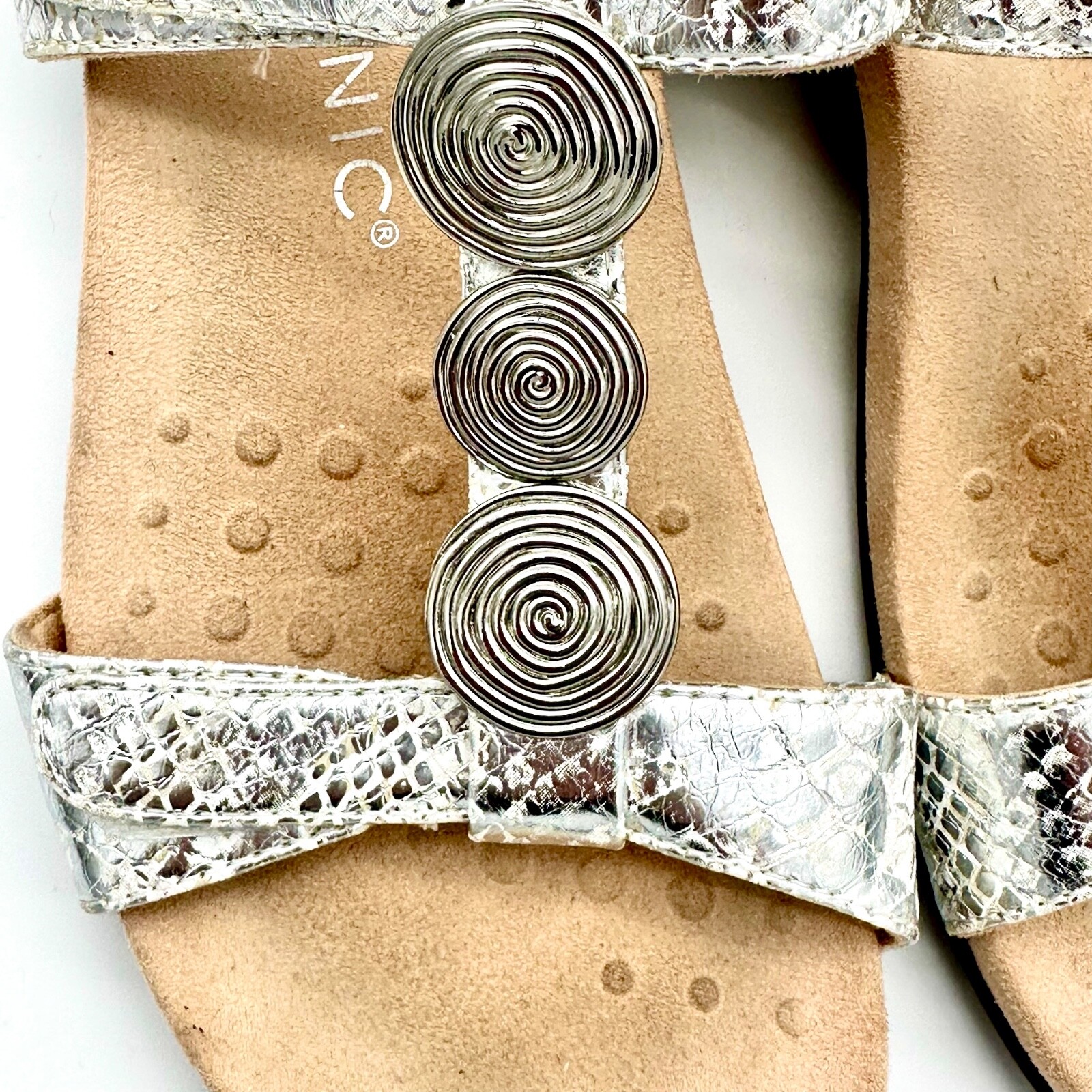 Vionic Farra Snake White Silver Slingback Sandals Women's Size 8