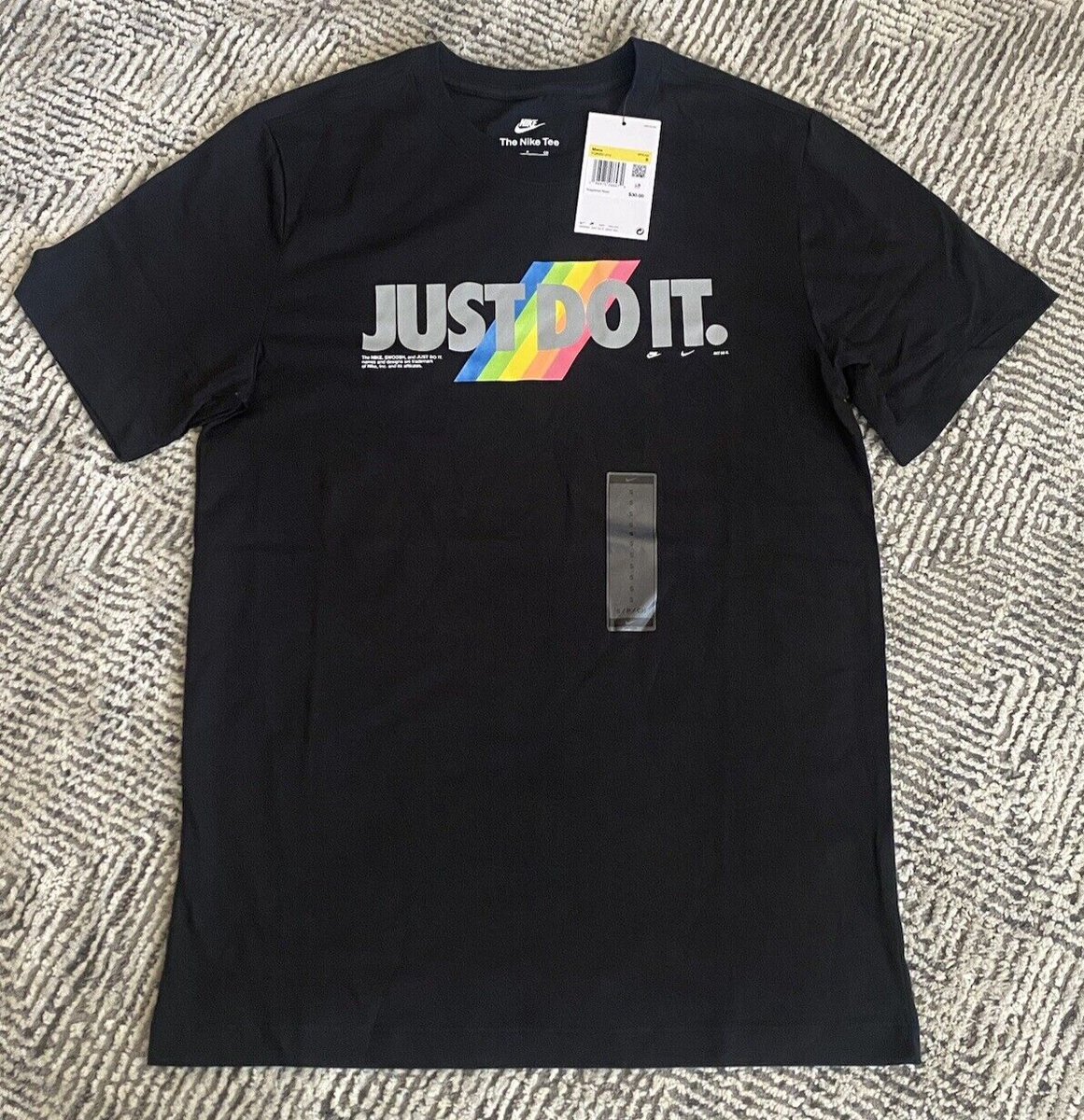 SALE!! !Nike Man Cotton Just Do It Art Pride Rainbow Black Tee Sz