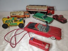 [RARE] VINTAGE LOT OF 6 DIECAST / TOY MODEL CARS & TRUCKS-MANY DIFFERENT BRANDS