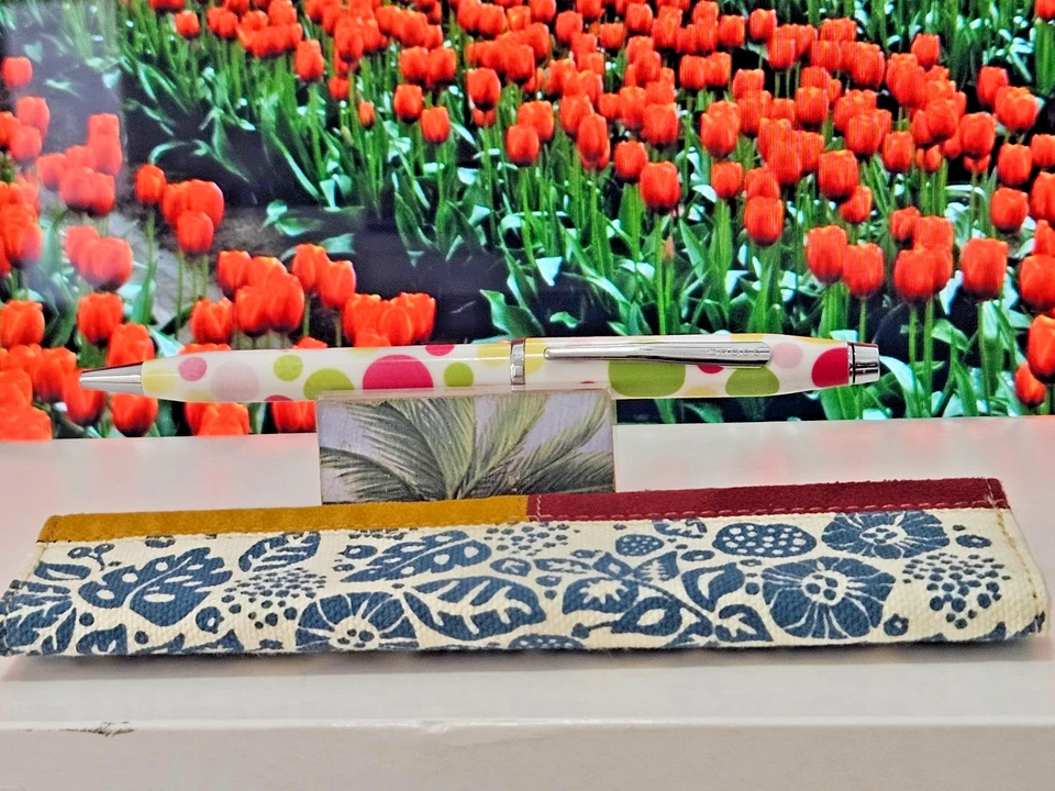 Bolígrafo Cross Century II ROSA LUNARES DISEÑO-POR DISEÑADOR RAFE MUY RARO Foto 3 de 4