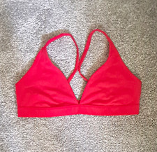 Fabletics Red Solid Crossback Sports Bra Women s L Wireless Pullover Logo