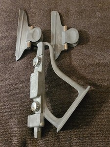 Bitzenburger Dial-O-Fletch Fletchmaster Jig with Right And Straight Clamps.