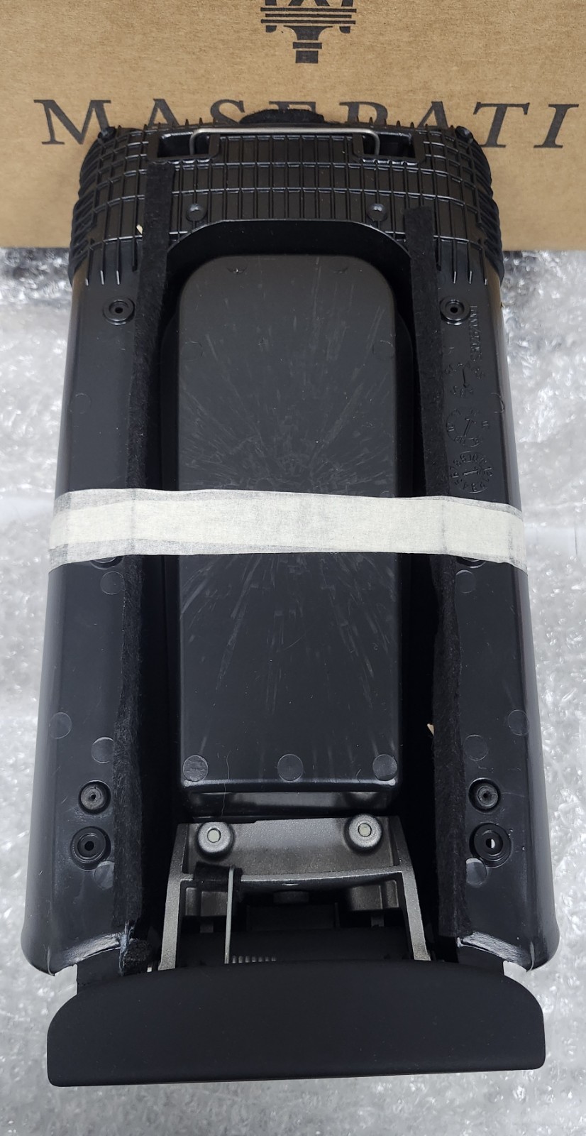 NEW Genuine Maserati GranTurismo GranCabrio M145 Center Console Armrest Box