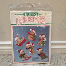 Bucilla Joyful Bears Felt Ornaments Kit New Christmas Makes 6 Vintage 82636