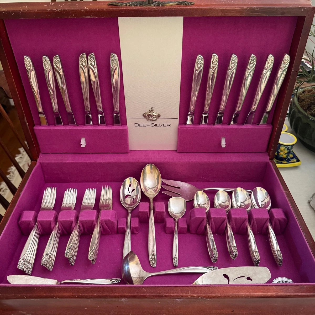 International Silver Flatware-Place Setting Antique US Silver