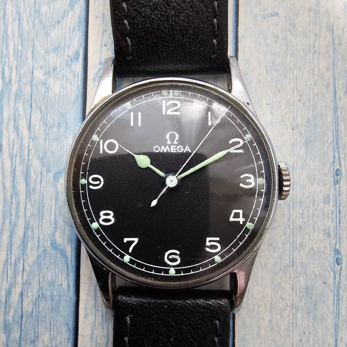 Military top hand watch