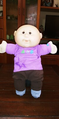 Vtg Cabbage Patch Kids Doll.Brown Eyes.2004.Boy Doll.14''5 Tall.Good condition