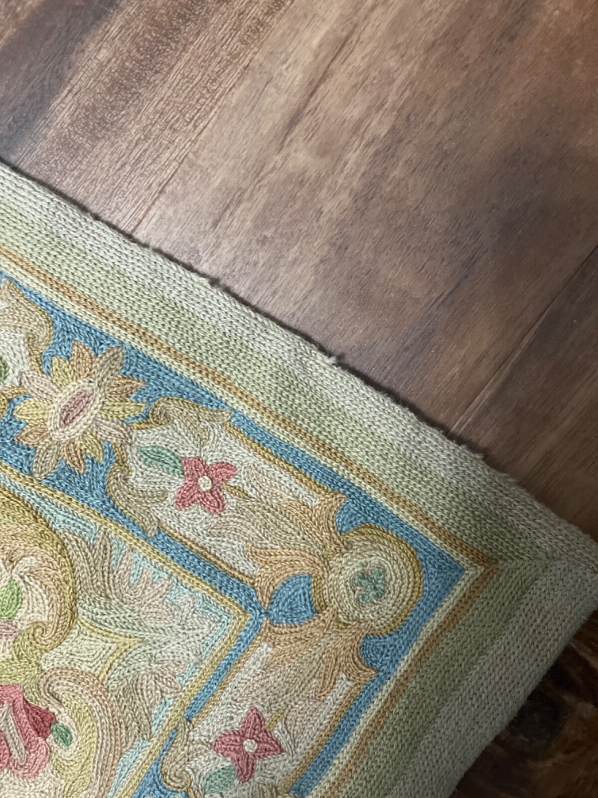 Picture 3 of 9