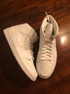 NIB AIR JORDAN RETRO 1 TRIPLE WHITE 554724-129 SIZE US M 10.5 | eBay