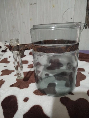 Vintage 1940's Pyrex Coffe Pot With Lid.8 Cups.8".5 tall,16"circumference.USA.