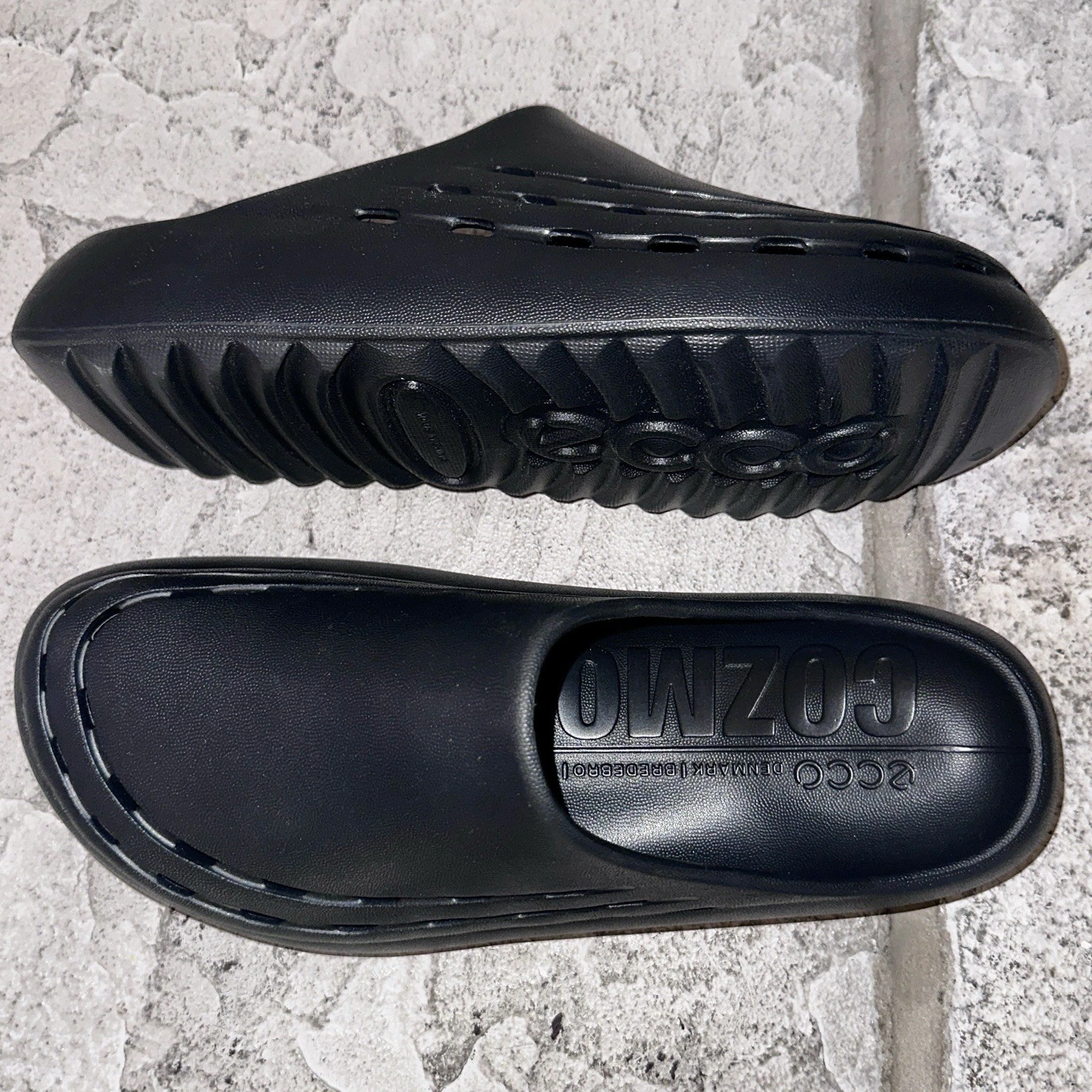 Nuovi sandali Ecco Cozmo Eva neri slide zoccoli scarpe schiuma fluida 38 EU 7 donna