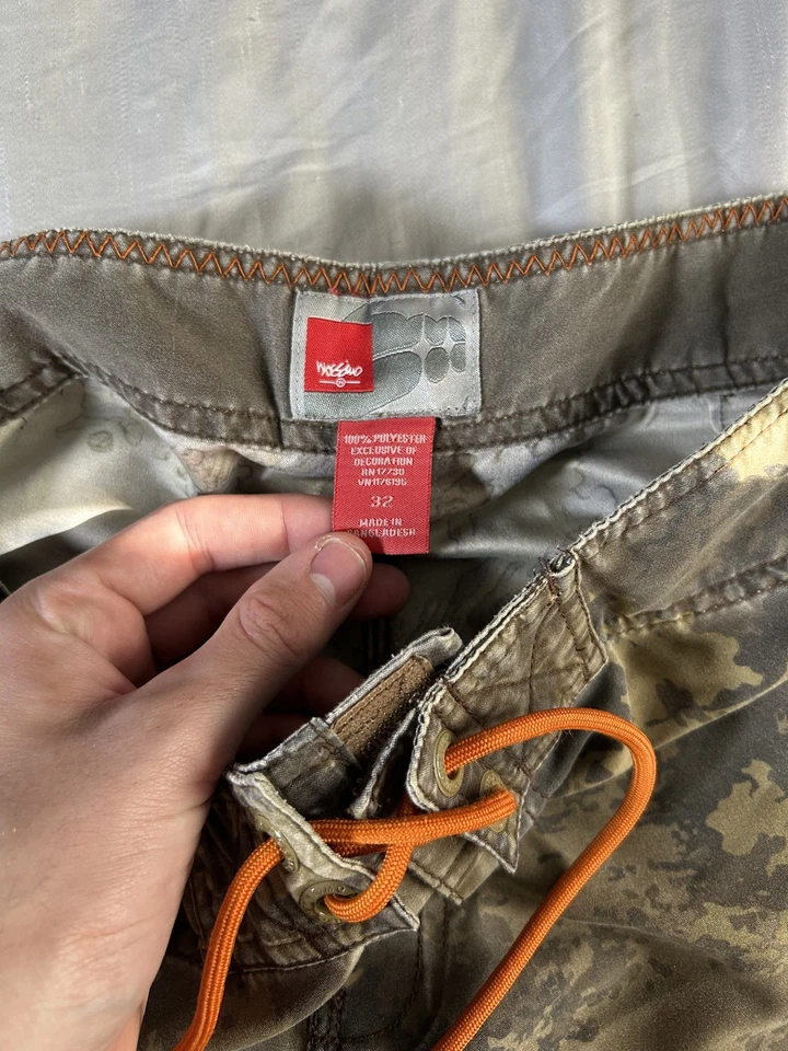 Pantalones Cortos De Colección Mossimo Para Hombres 32 Verde Camuflaje Desteñido Y2K Carga Utilidad Natación  Foto 3 de 4
