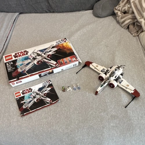 LEGO Star Wars ARC-170 Starfighter 8088 complete set with minifigures, box