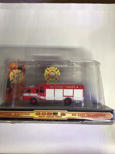 Code 3 New Orleans Pierce Heavy Rescue (12718) Mint in Dome - Picture 1 of 4