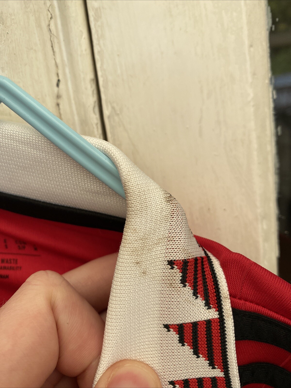 Manchester United 2022/2023 Home Football Shirt Small  thumbnail 3