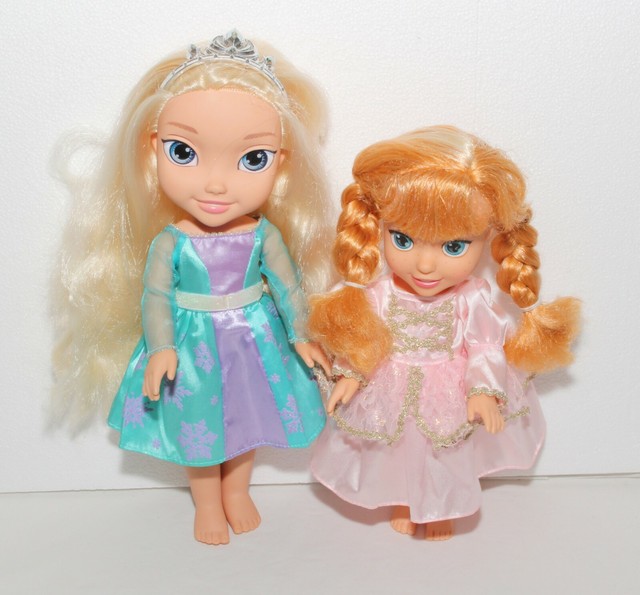 disney frozen deluxe toddler elsa and anna dolls