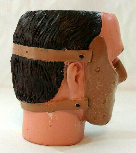 Hannibal Pencil Holder Silence Lambs Fright Crate Serial Resin Horror Movie - Afbeelding 4 van 5