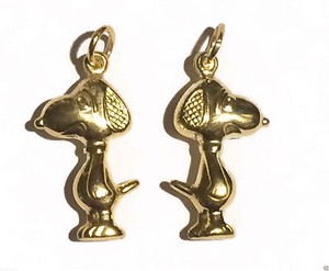 snoopy gold pendant