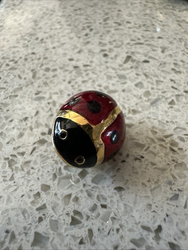 Vtg Carolee Signed Lady Bug Red & Black Enamel Lapel Pin - Picture 2 of 3