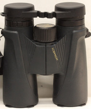 NIKON MONARCH 5...8 x 42...BINOCULARS   sweet view out ...bright  clear