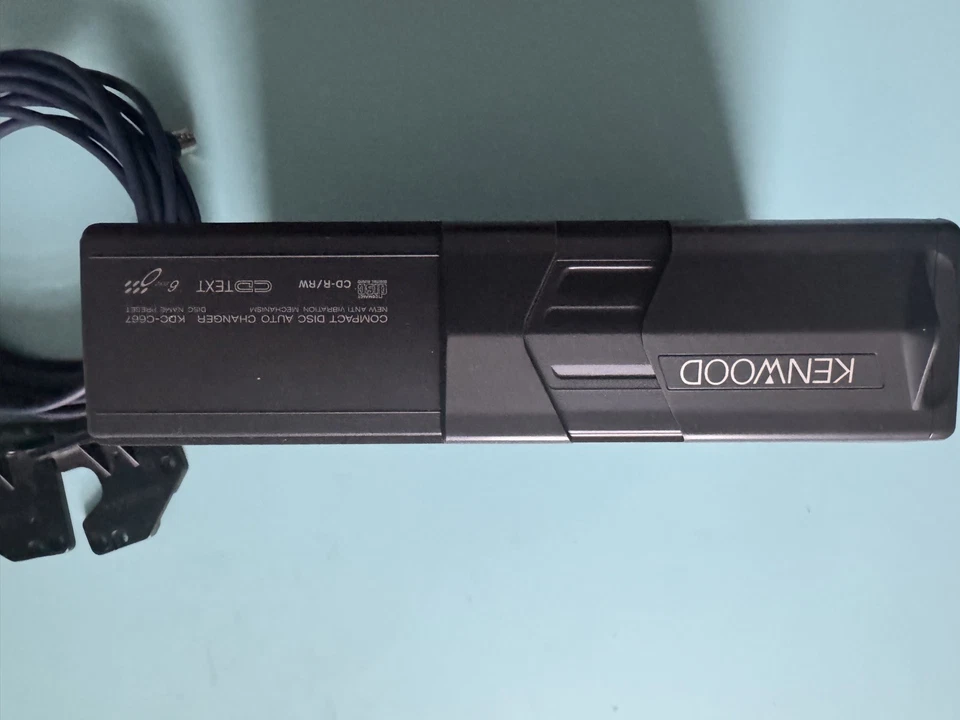 Kenwood KDC-C667 6-disc CD Changer - With Box and Paperwork - Image 4 of 4