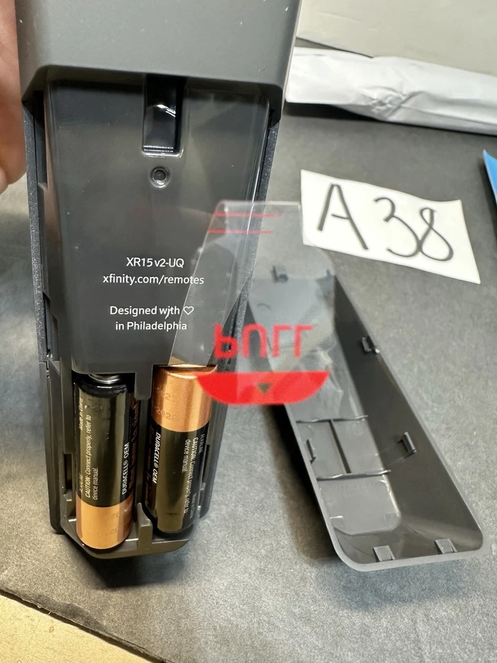 Xfinity XR15 V2-UQ Voice Remote Control  for X1 Xi6 Xi5 XG2 New WITH BATTERIES - Image 4 of 4