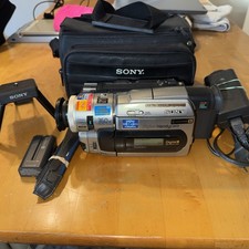 Vintage Sony Handycam DCR-TRV510 Digital 8 Camcorder bundle - Tested  Working